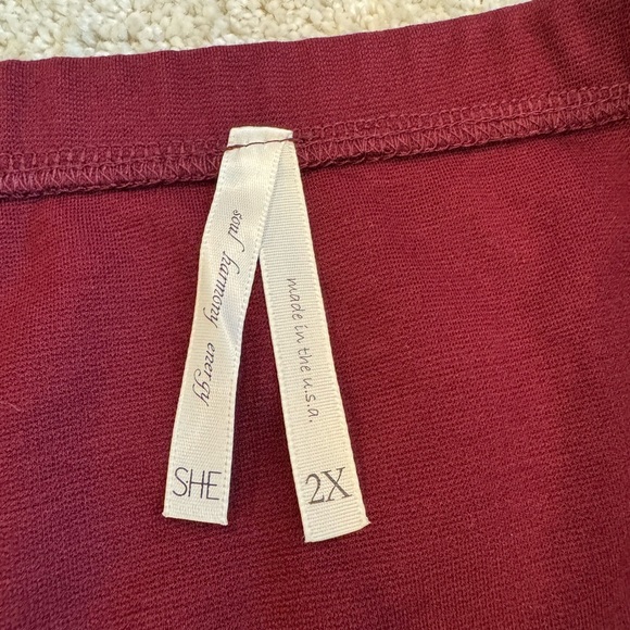 Burgundy Stretch Mini Skirt - Picture 4 of 7